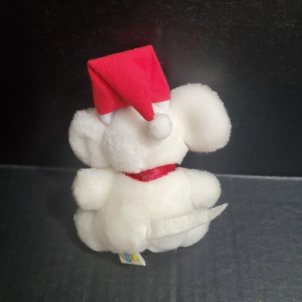 1986 Dakin Christmas Mouse Plush 4.5